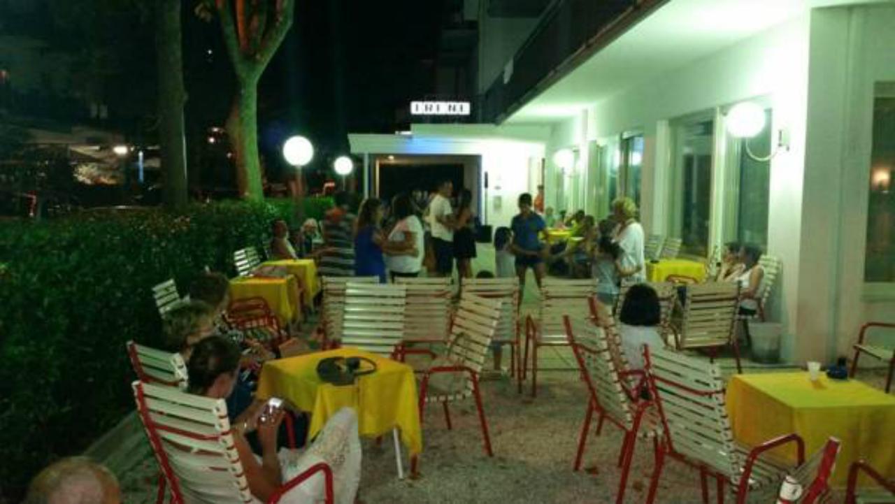 Hotel Irene Riccione Exterior foto
